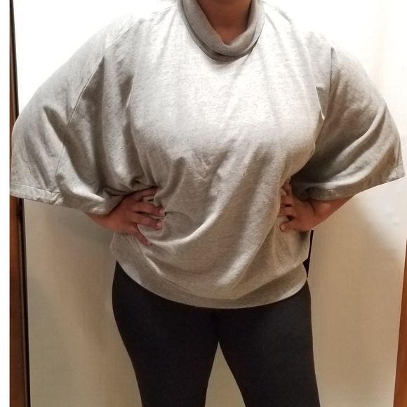 Catherine Malandrino Oversized Short Slves Sweater - Picture 5 of 8